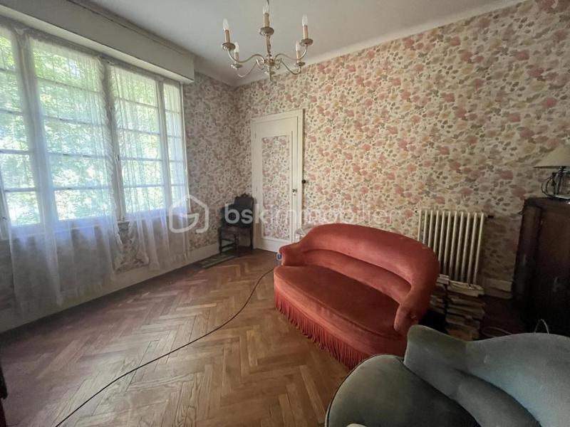 Propriété - 207 m² - 8 pièces