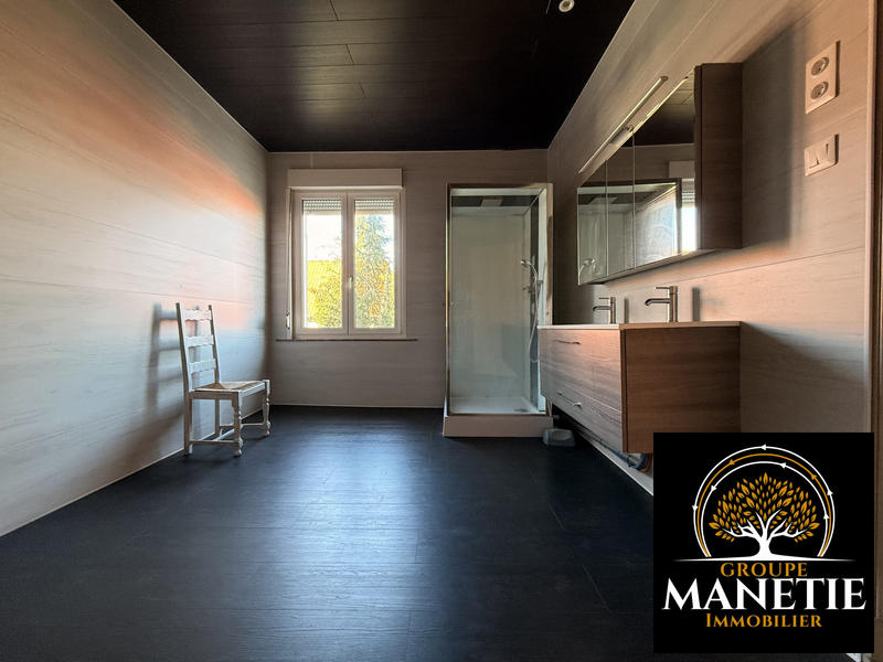 Maison - 207 m² - 6 pièces