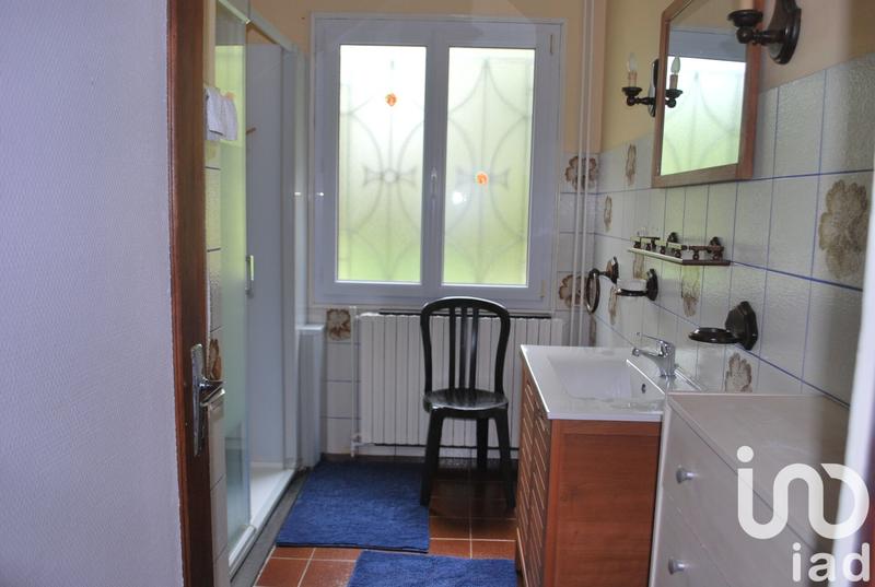 Maison - 230 m² - 11 pièces