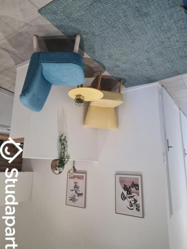 Appartement - 80 m² - 5 pièces