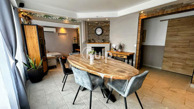 Maison de ville - 122 m² - 5 pièces