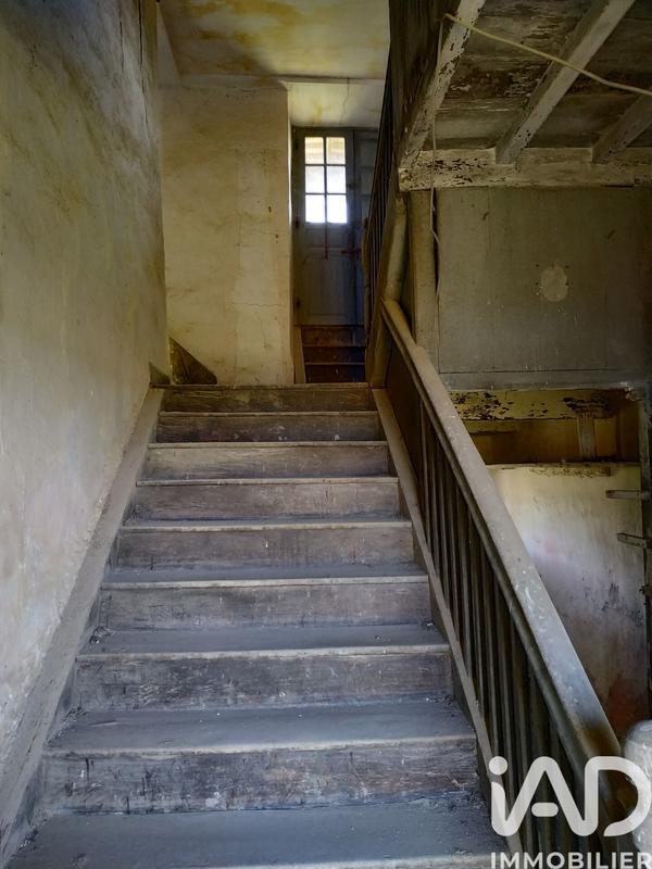 Maison de campagne - 360 m² - 2 pièces