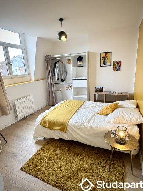 Chambre - 13 m² - 1 pièce
