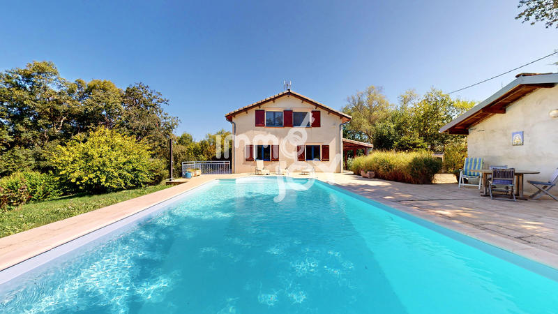 Maison - 133 m² - 7 pièces