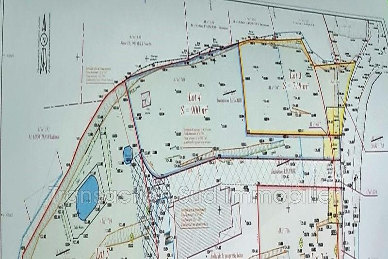 Terrain - 900 m²