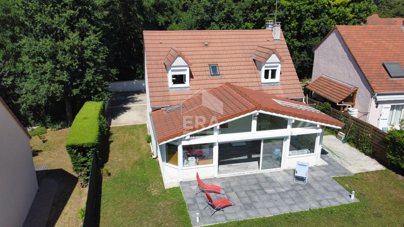 Maison - 127 m² - 6 pièces