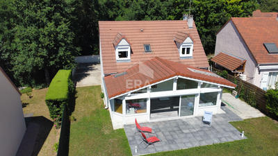 Maison - 127 m² - 6 pièces