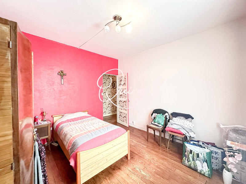 Maison - 120 m² - 7 pièces