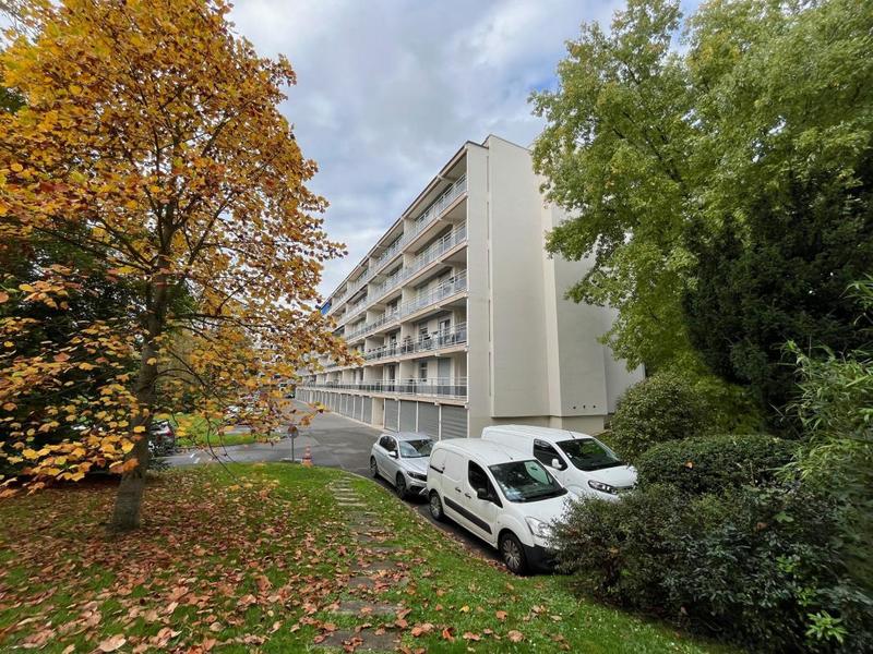 Appartement - 79 m² - 4 pièces