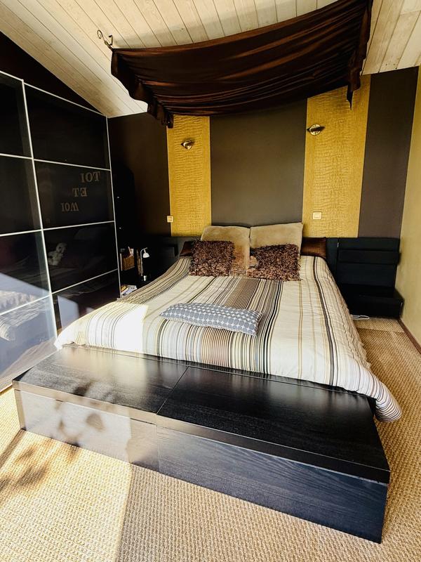 Maison - 209 m² - 6 pièces