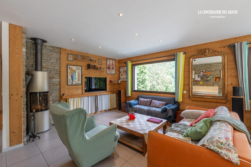 Maison contemporaine - 209 m² - 6 pièces