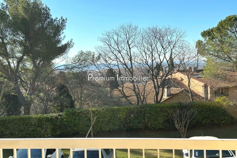 Appartement - 107 m² - 4 pièces