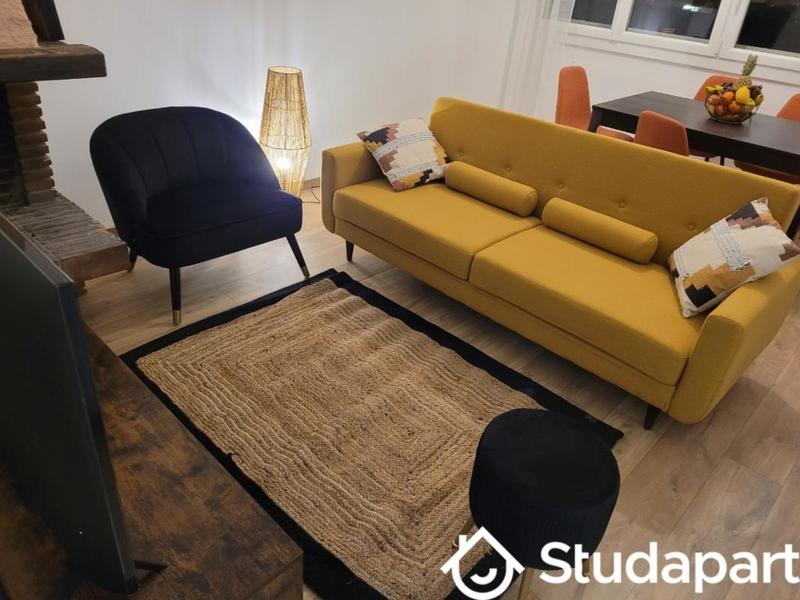 Chambre - 10 m² - 1 pièce