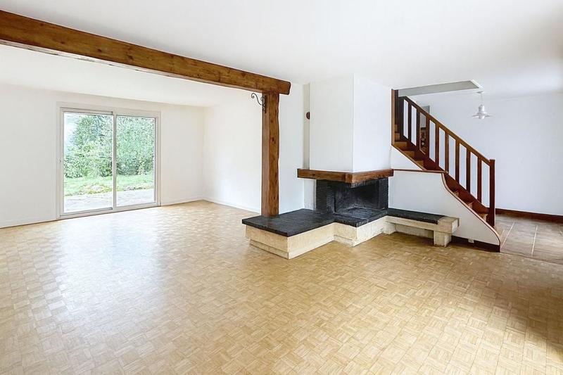 Maison - 204 m² - 6 pièces