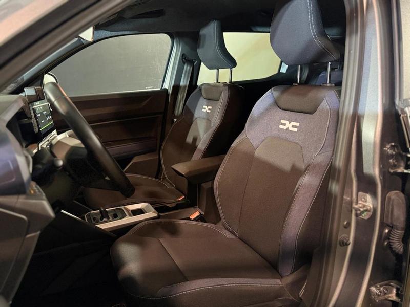 Dacia Duster 1.6 Hybrid 140ch Journey 4x2 Caméra 360°, Apple CarPlay, Attelage