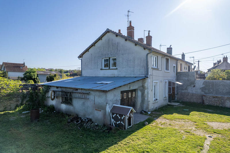 Maison - 95 m² - 5 pièces