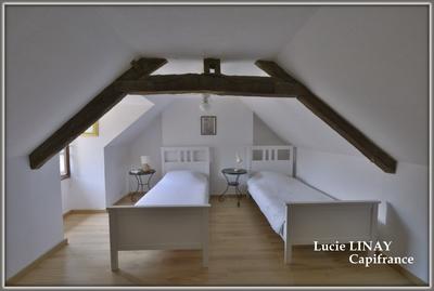 Maison - 180 m² - 5 pièces