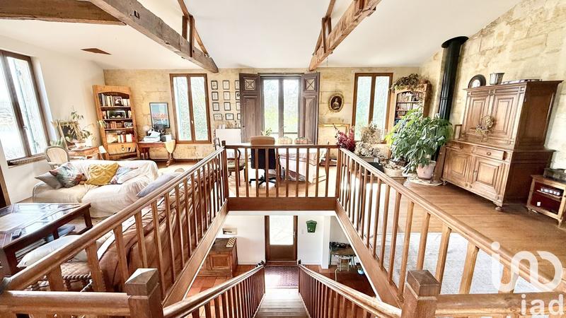 Maison - 293 m² - 10 pièces