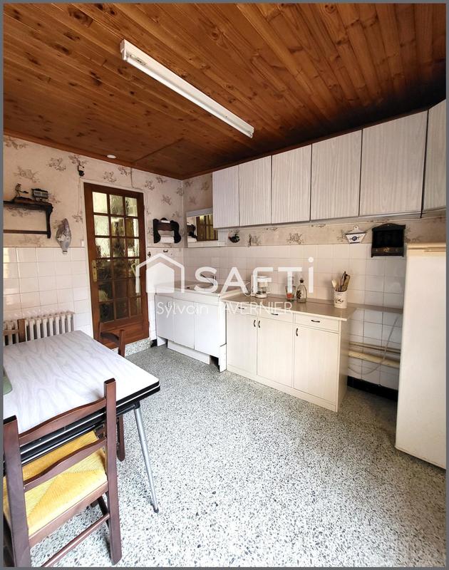 Maison - 90 m² - 5 pièces