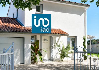 Maison - 97 m² - 5 pièces