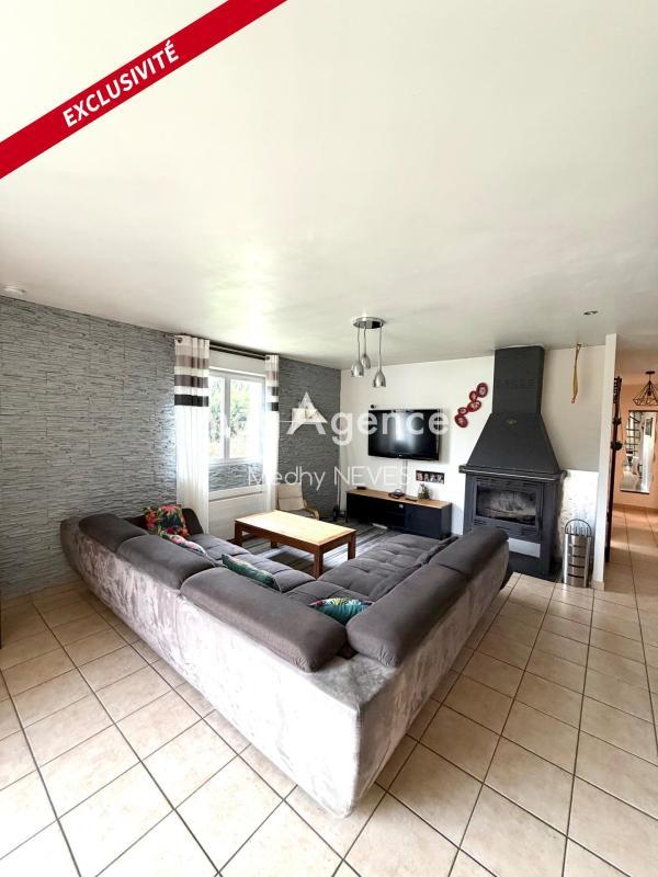 Maison - 166 m² - 8 pièces