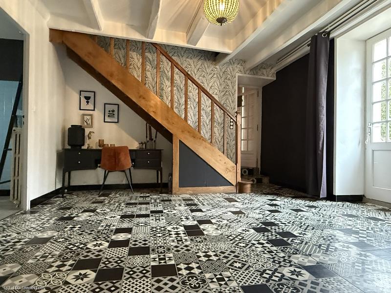 Maison de village - 315 m² - 11 pièces