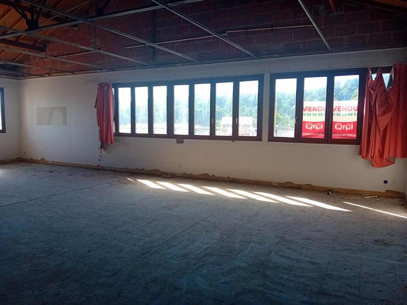 Appartement - 96 m² - 1 pièce