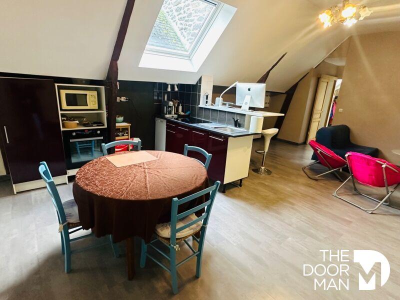 Maison - 270 m² - 7 pièces