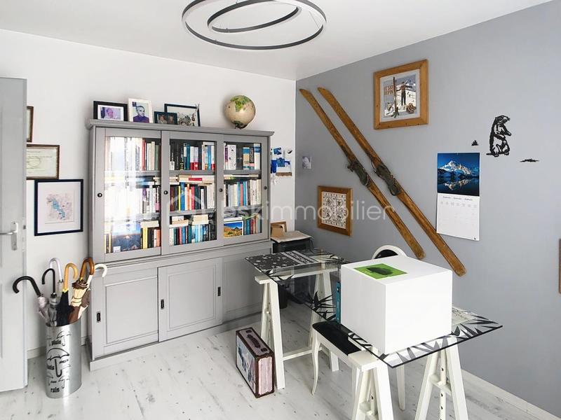 Pavillon - 130 m² - 5 pièces