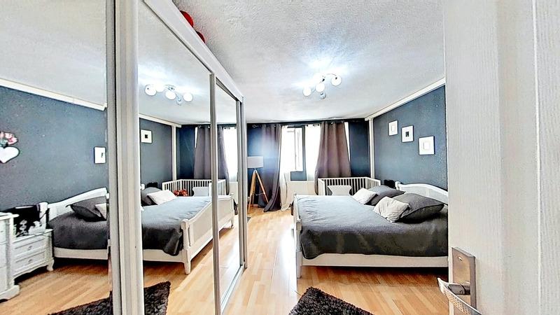 Appartement - 96 m² - 5 pièces