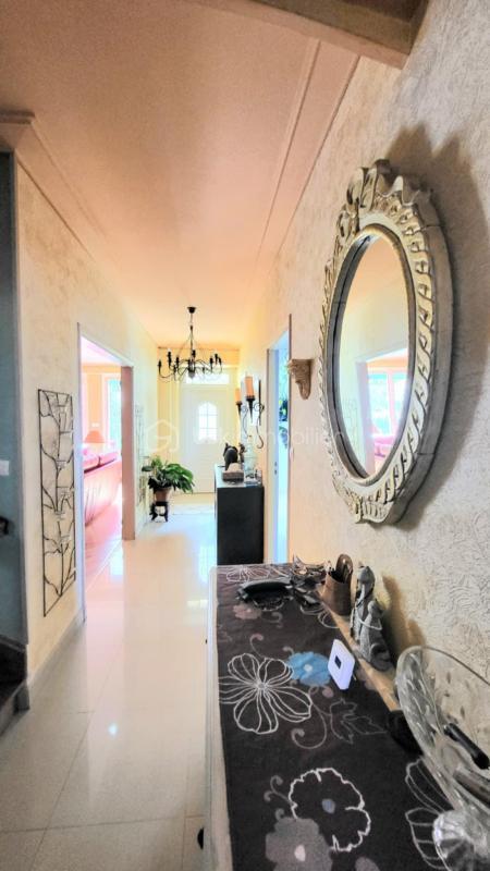 Demeure - 150 m² - 5 pièces