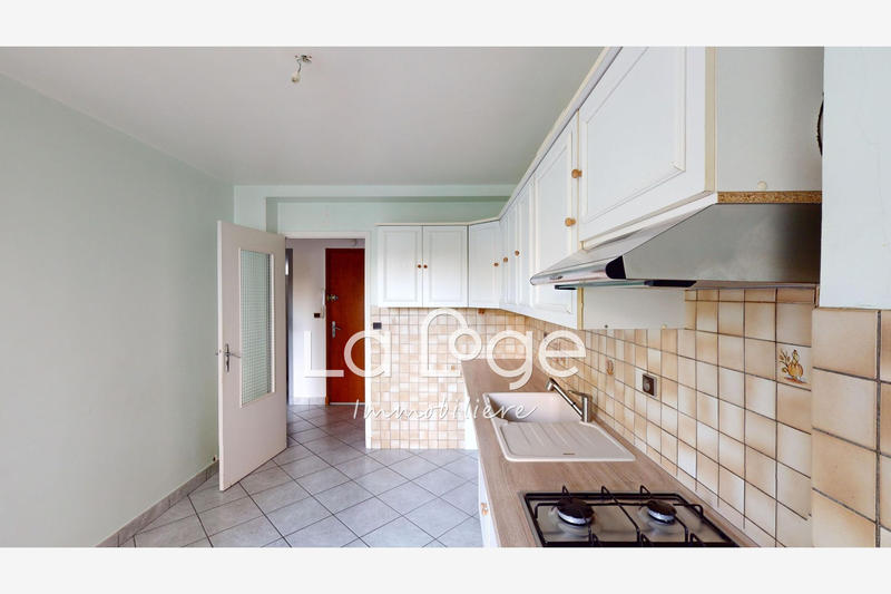 Appartement - 79 m² - 4 pièces