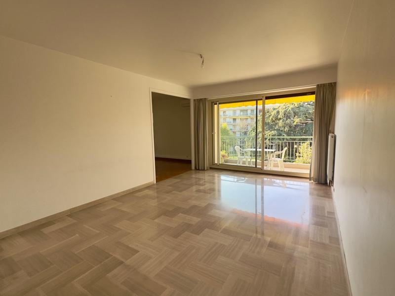 Appartement - 101 m² - 5 pièces