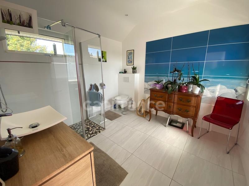 Maison - 172 m² - 7 pièces