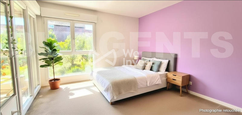 Maison - 222 m² - 8 pièces