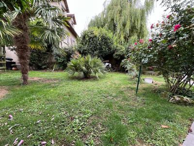 Maison - 161 m² - 8 pièces