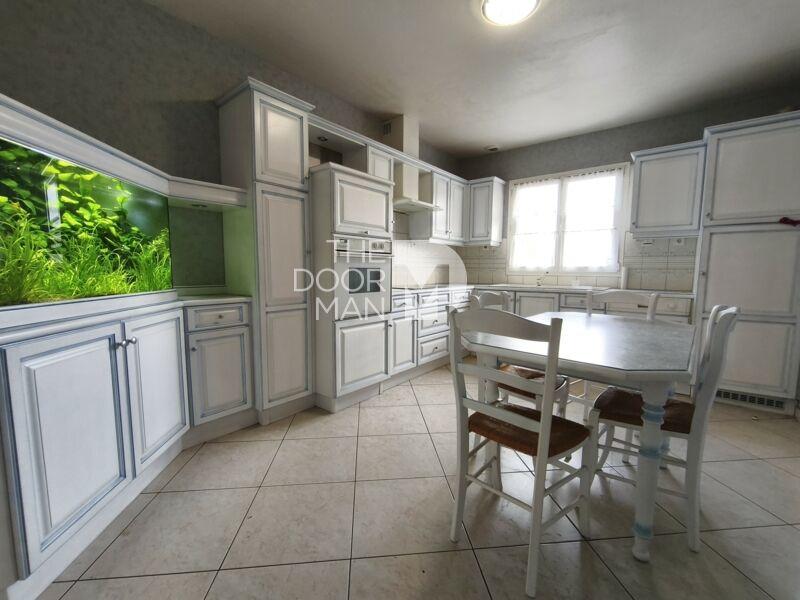 Maison - 135 m² - 6 pièces