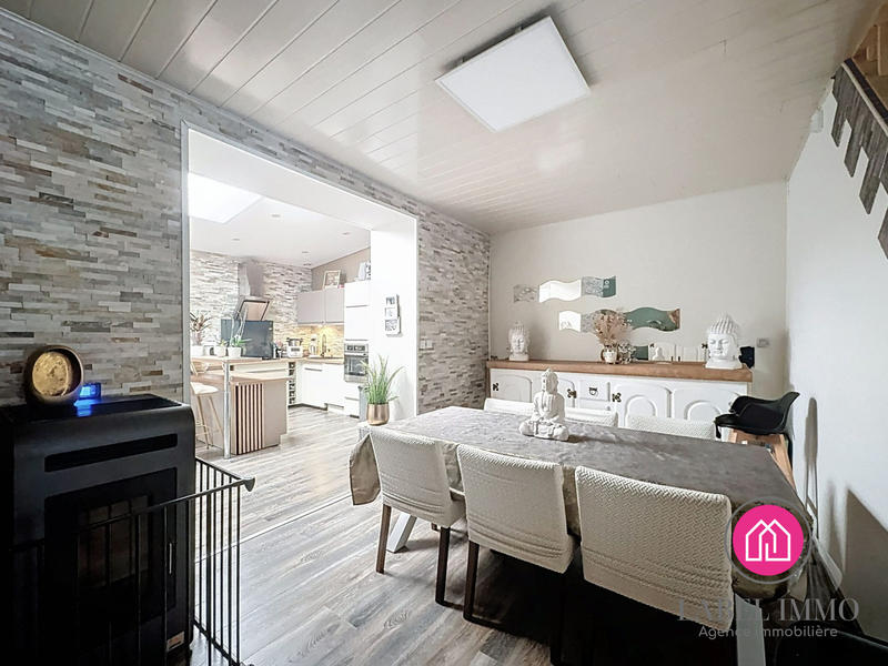 Maison - 140 m² - 7 pièces