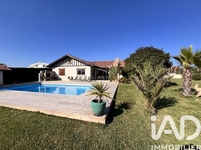 Maison - 180 m² - 7 pièces