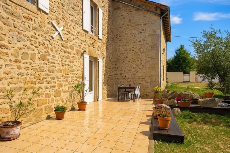 Maison - 200 m² - 5 pièces