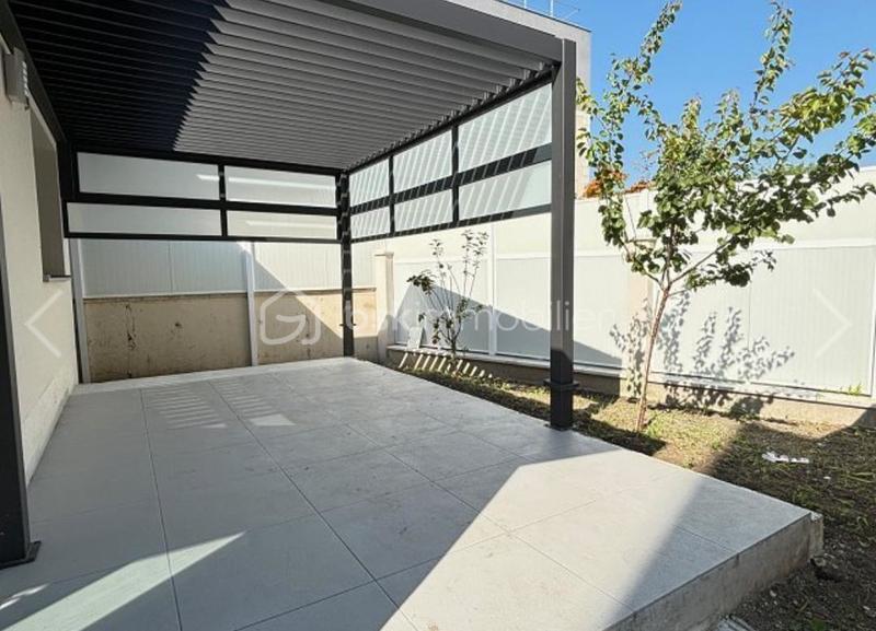 Maison - 101 m² - 5 pièces