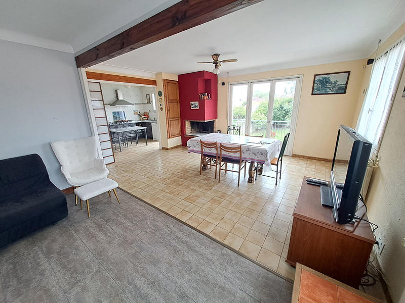 Maison - 138 m² - 5 pièces