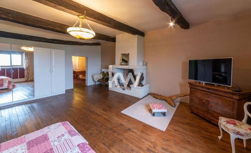 Maison de village - 179 m² - 6 pièces