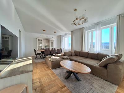 Appartement - 99 m² - 5 pièces