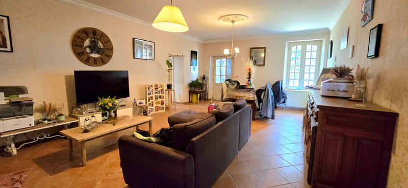 Corps de ferme - 300 m² - 10 pièces