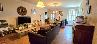 Corps de ferme - 300 m² - 10 pièces