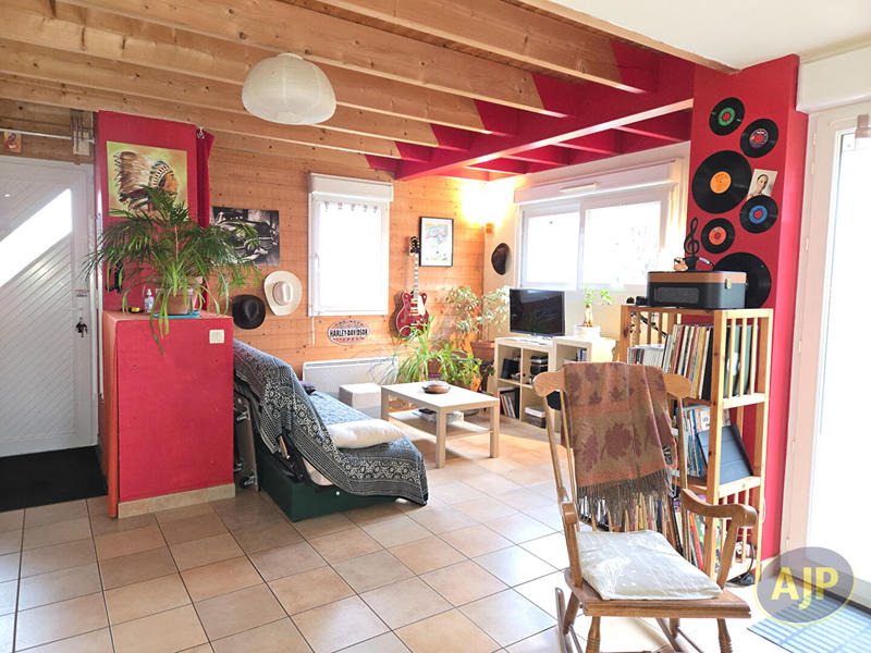 Maison - 108 m² - 6 pièces