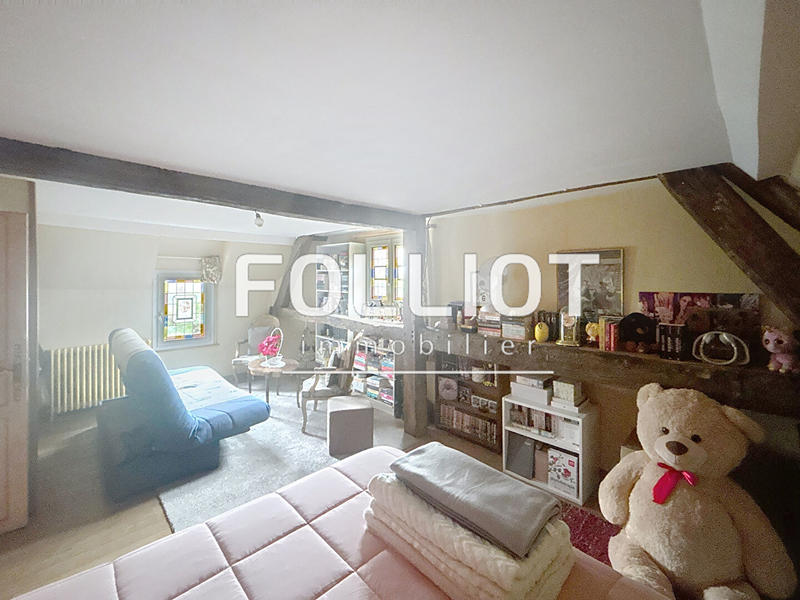 Maison - 200 m² - 14 pièces