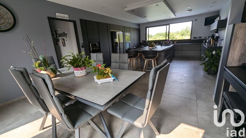 Maison de maîtres - 196 m² - 5 pièces