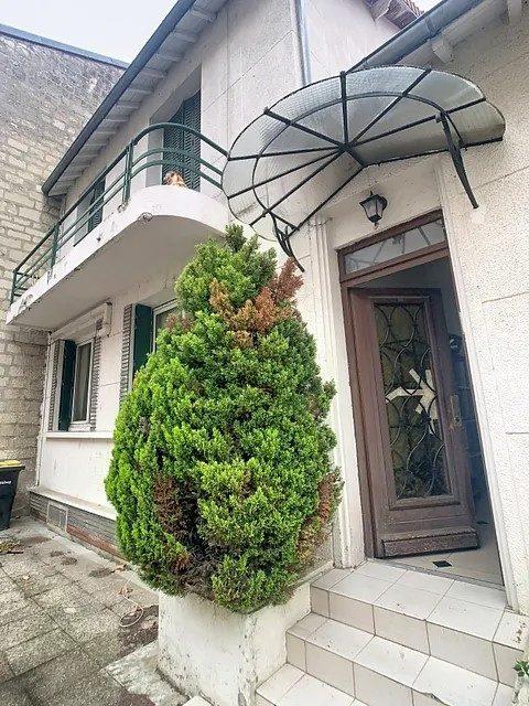 Maison - 178 m² - 6 pièces